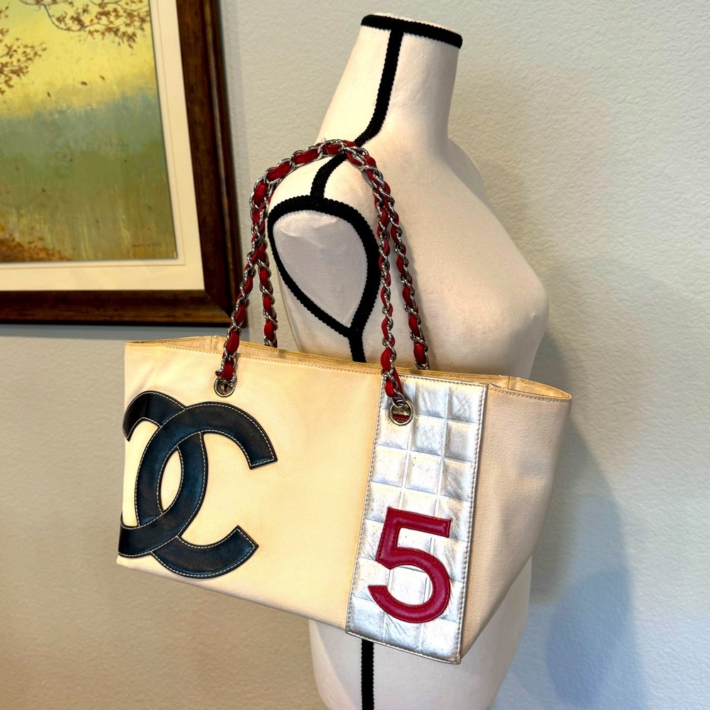 Authentic CHANEL Coco No. 5 Tote bag